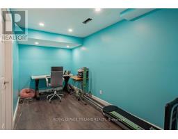 18 PENHALE AVENUE - 42