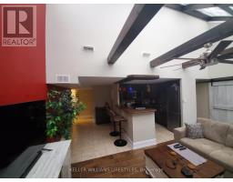 2401 - 389 DUNDAS STREET - 26