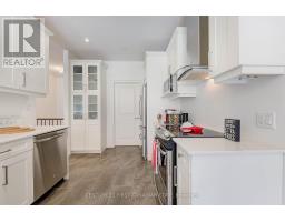 1680 BAYSWATER CRESCENT - 19