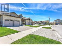 1680 BAYSWATER CRESCENT - 2