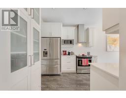 1680 BAYSWATER CRESCENT - 25