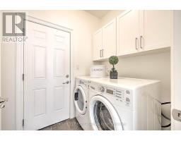 1680 BAYSWATER CRESCENT - 26