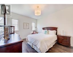 1680 BAYSWATER CRESCENT - 27