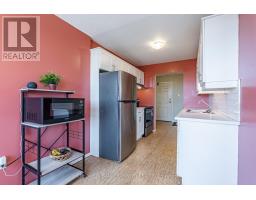 511 - 600 GRENFELL DRIVE - 6