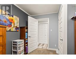 251 HIGHVIEW CRESCENT - 27