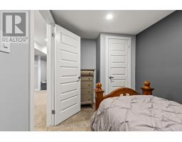 251 HIGHVIEW CRESCENT - 34