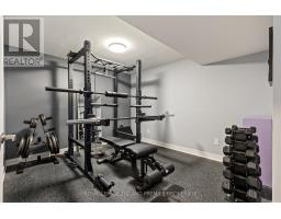 251 HIGHVIEW CRESCENT - 36