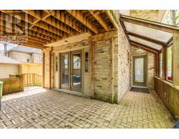 808 TALBOT STREET - 21