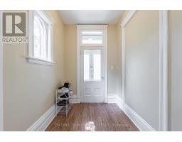 808 TALBOT STREET - 36