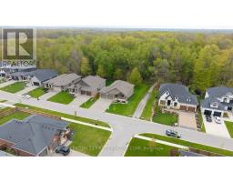 52 KEMP CRESCENT N - 29