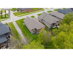 52 KEMP CRESCENT N - 39