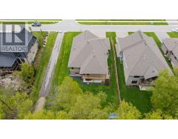 52 KEMP CRESCENT N - 41