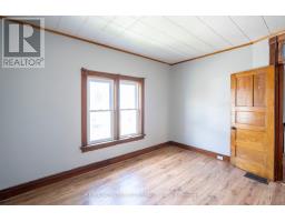 187 WATER STREET S - 12