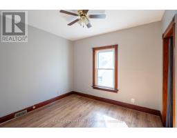 187 WATER STREET S - 15