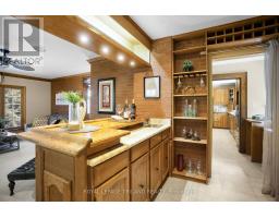825 RIVERSIDE DRIVE - 17