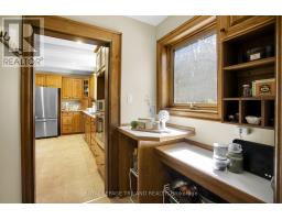 825 RIVERSIDE DRIVE - 43