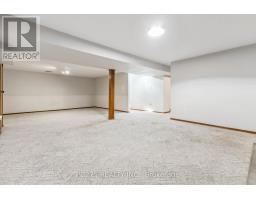 107 INVERARY CRESCENT - 39