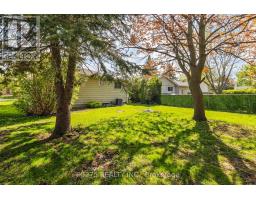 107 INVERARY CRESCENT - 43