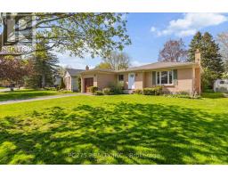 107 INVERARY CRESCENT - 5