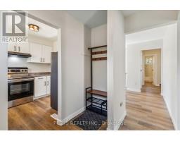 107 INVERARY CRESCENT - 9