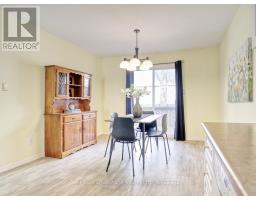14 - 100 STROUD CRESCENT - 10