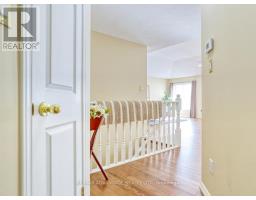 14 - 100 STROUD CRESCENT - 17