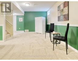14 - 100 STROUD CRESCENT - 21