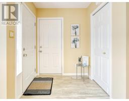 14 - 100 STROUD CRESCENT - 3