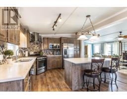 76 - 22790 AMIENS ROAD - 10