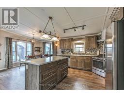 76 - 22790 AMIENS ROAD - 13