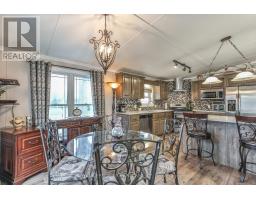 76 - 22790 AMIENS ROAD - 18