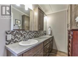 76 - 22790 AMIENS ROAD - 23
