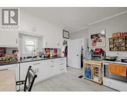 245 SYDENHAM STREET E - 20