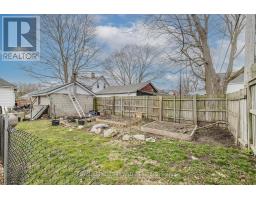 245 SYDENHAM STREET E - 28