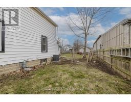 245 SYDENHAM STREET E - 30