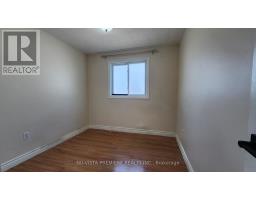 942 CHIPPEWA DRIVE - 21