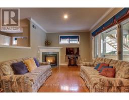 31 GLENRIDGE CRESCENT - 33