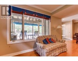 31 GLENRIDGE CRESCENT - 34