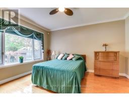 31 GLENRIDGE CRESCENT - 35