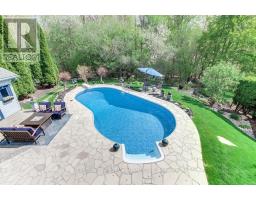 31 GLENRIDGE CRESCENT - 39
