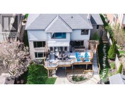31 GLENRIDGE CRESCENT - 43