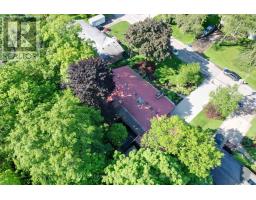 7 METAMORA CRESCENT - 4