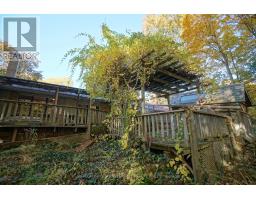 7 METAMORA CRESCENT - 48