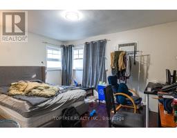 2 RUSKIN COURT - 12