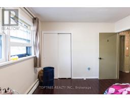 2 RUSKIN COURT - 18