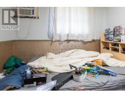 2 RUSKIN COURT - 6