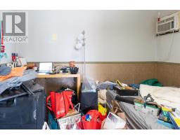 2 RUSKIN COURT - 7