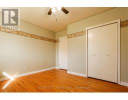 57 AMY CRESCENT - 11