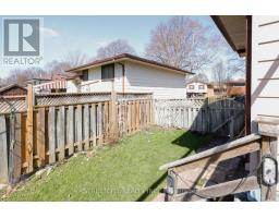 57 AMY CRESCENT - 37