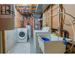 48 - 1570 RICHMOND STREET - 35